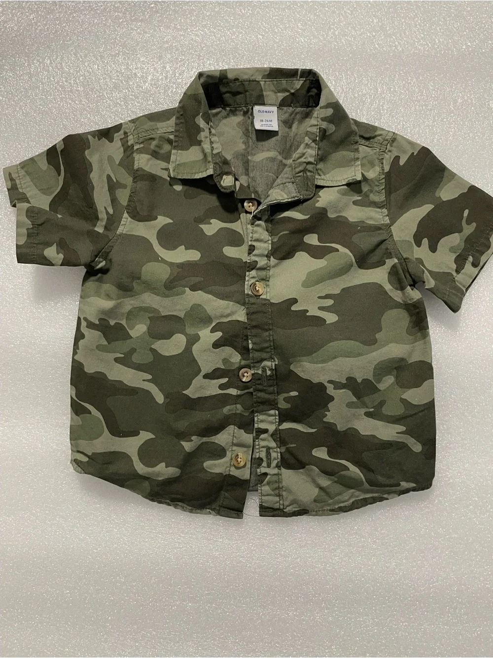 Old Navy Green Camo Short Sleeve Button-Down Shirt
